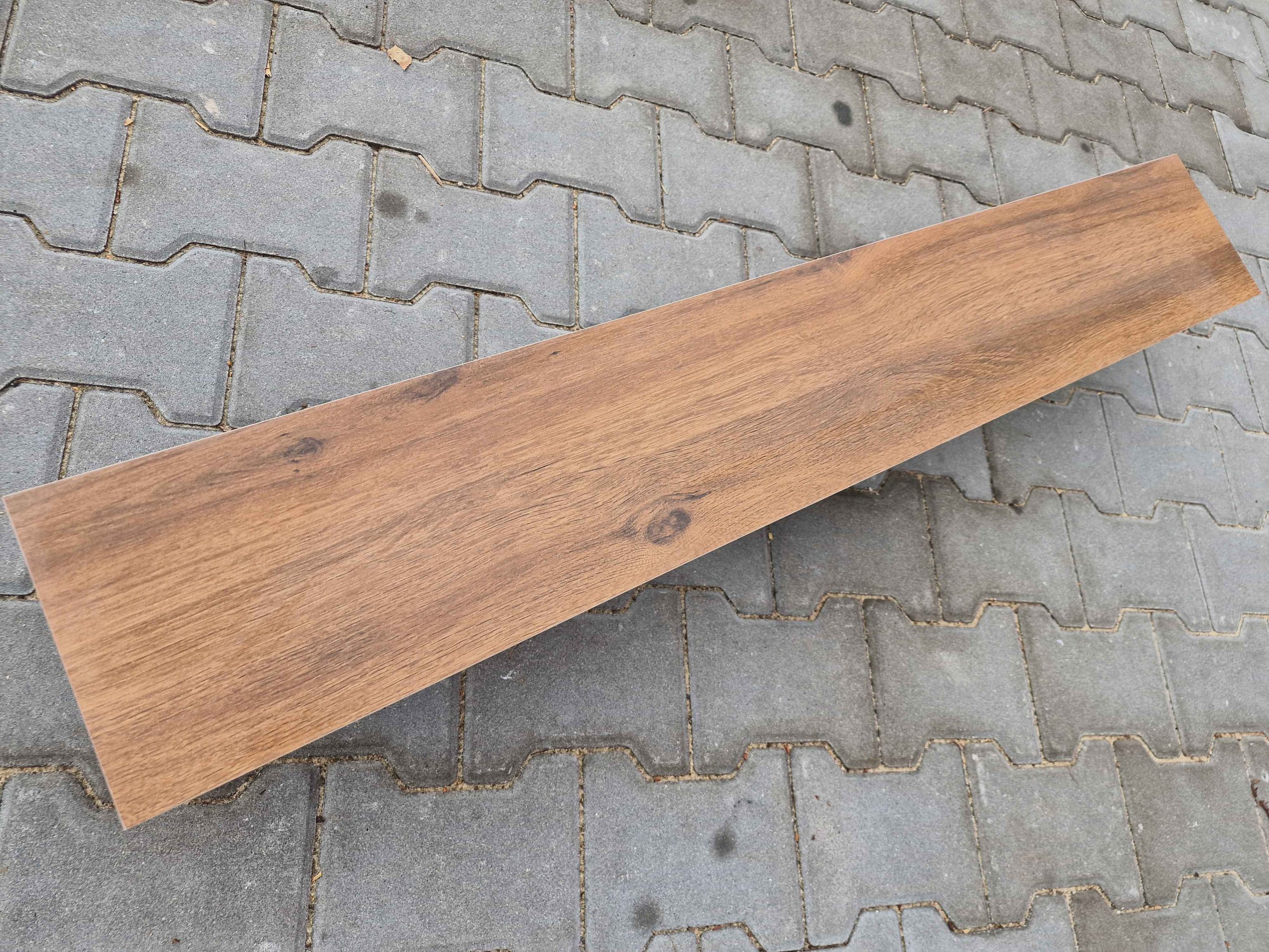 Veida Brown 20x120 (4)