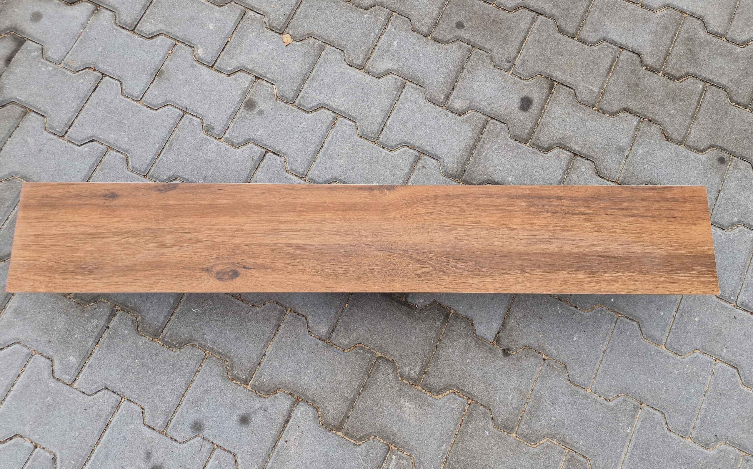 Veida Brown 20x120 (7)